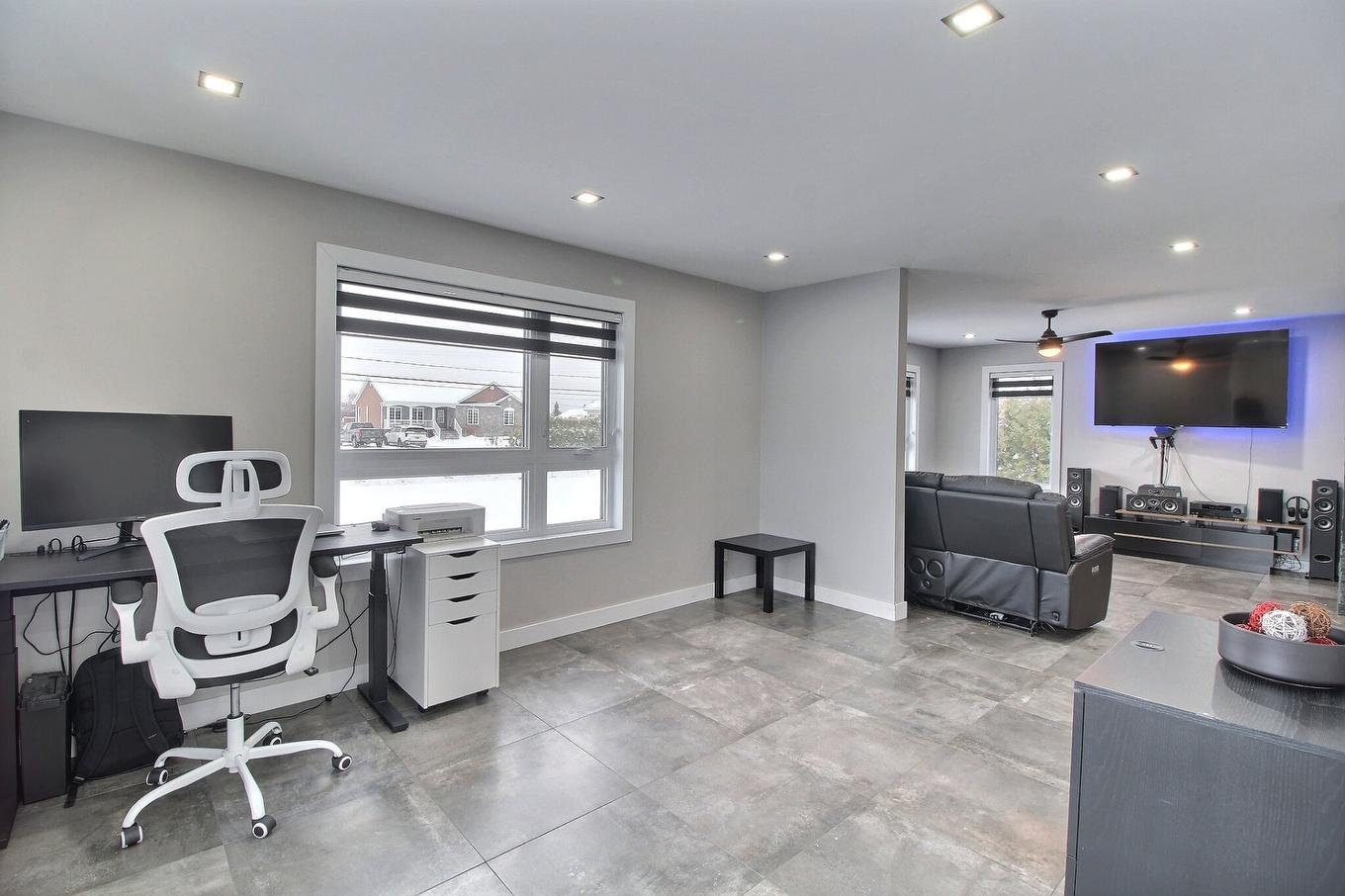 Vue d'ensemble - 270 Sent. Des Fougères, Val-D'Or, QC - Indoor Photo Showing Office