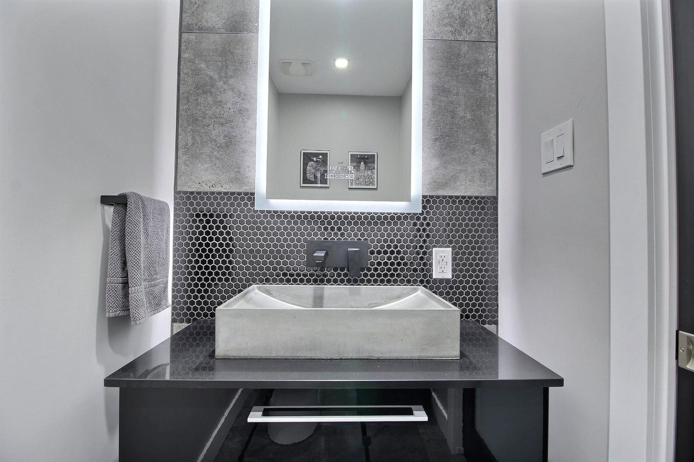 Salle d'eau - 270 Sent. Des Fougères, Val-D'Or, QC - Indoor