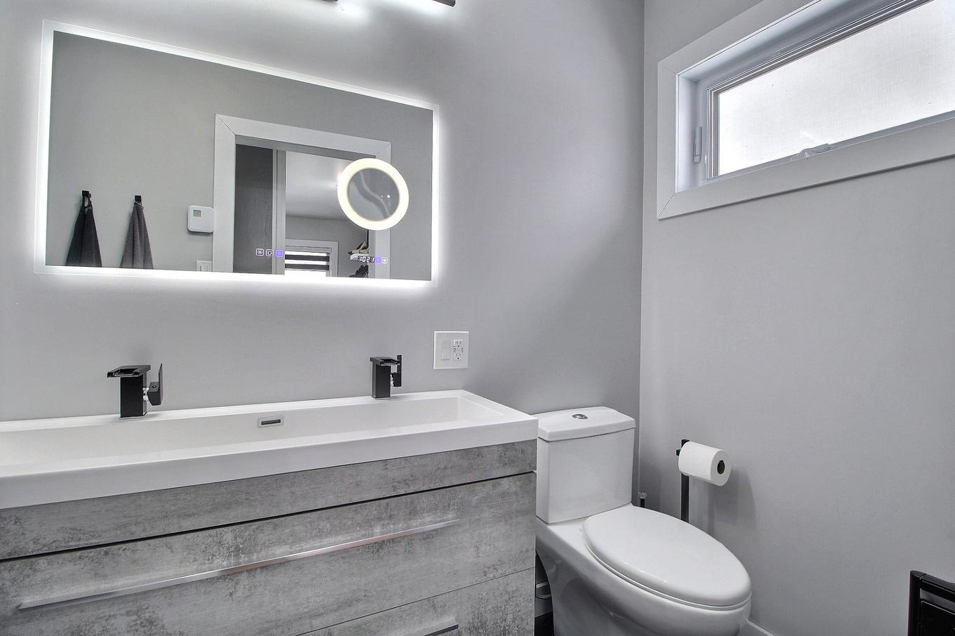 Salle de bains attenante à la CCP - 270 Sent. Des Fougères, Val-D'Or, QC - Indoor Photo Showing Bathroom