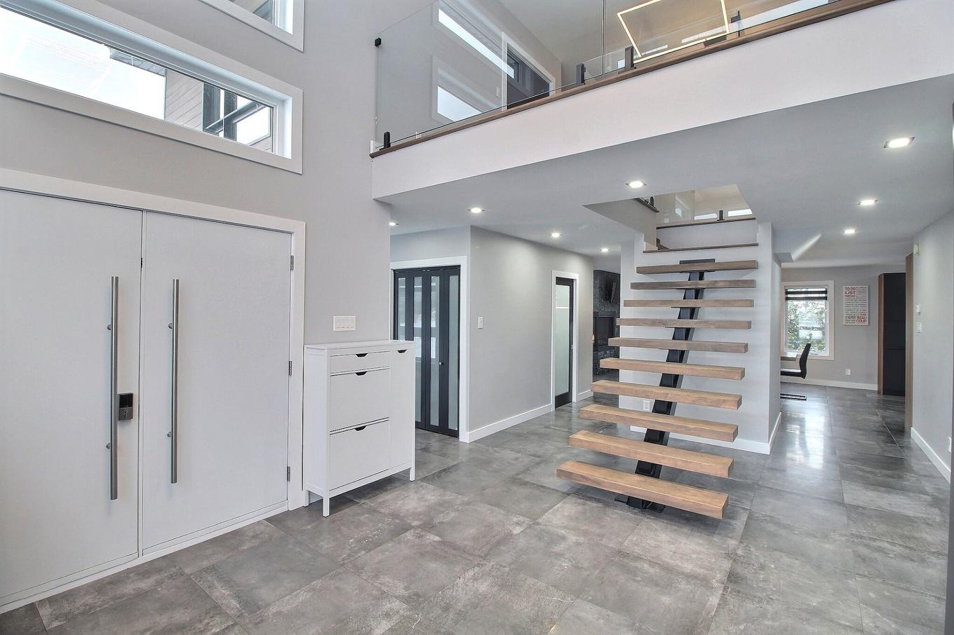 Vue d'ensemble - 270 Sent. Des Fougères, Val-D'Or, QC - Indoor Photo Showing Other Room