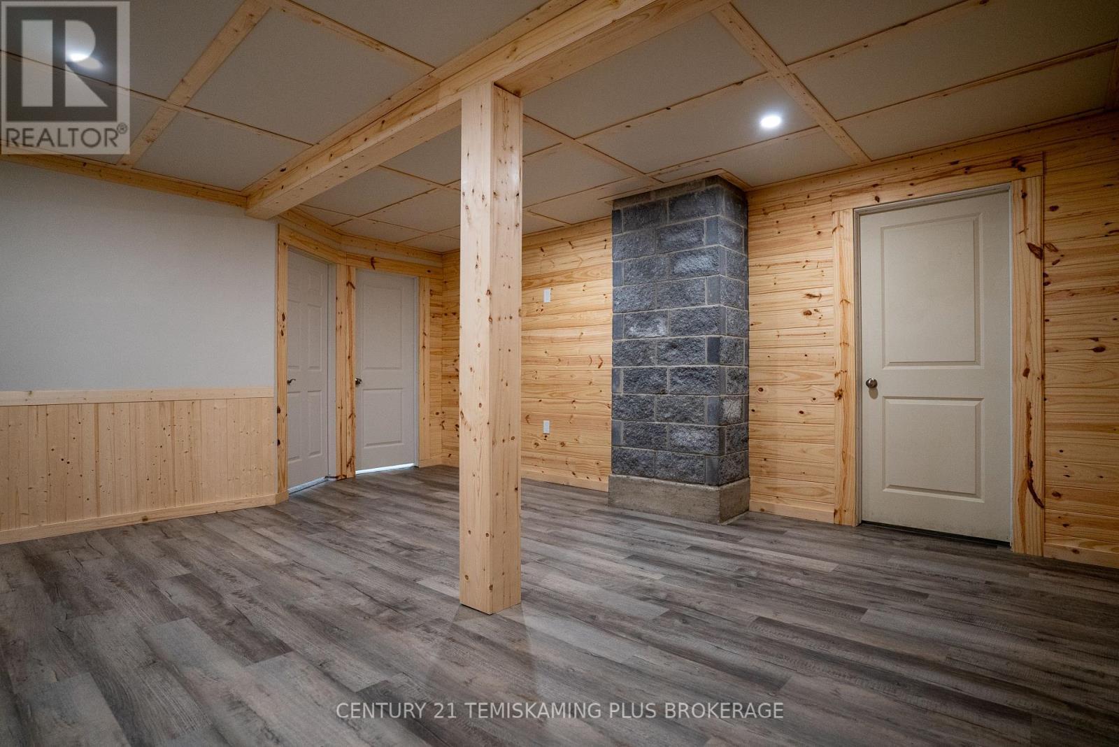 989158 Mountain Chutes Road, Timiskaming (Tim - Outside - Rural), ON - Indoor