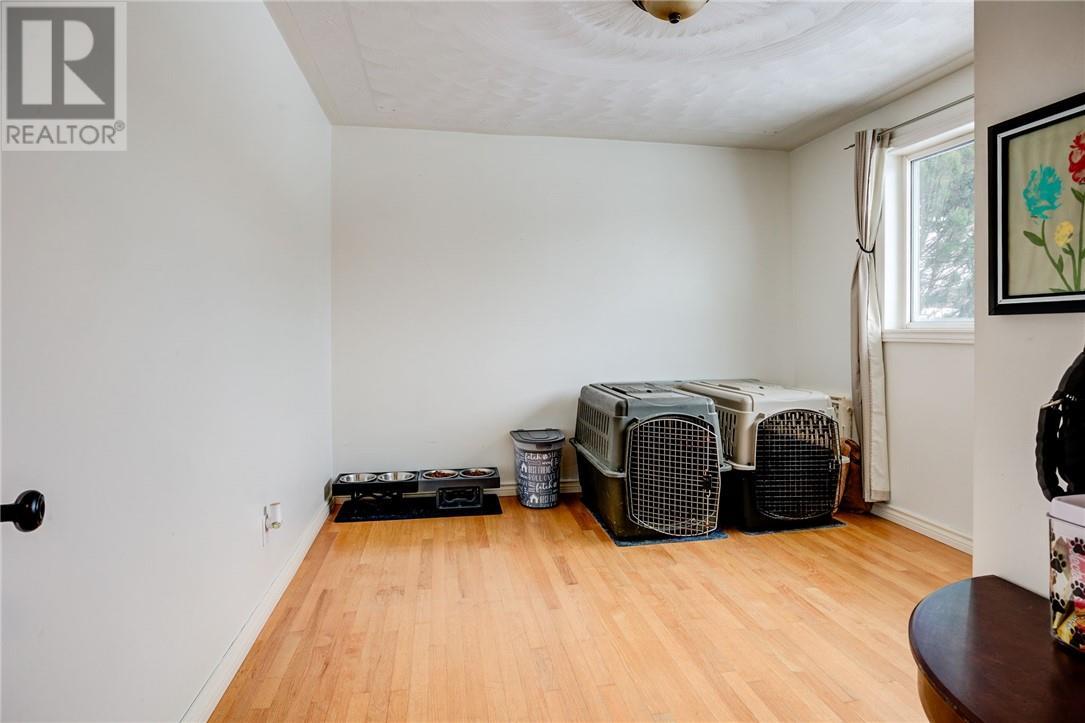 2 Leonard Avenue S, Dowling, ON - Indoor Photo Showing Bedroom