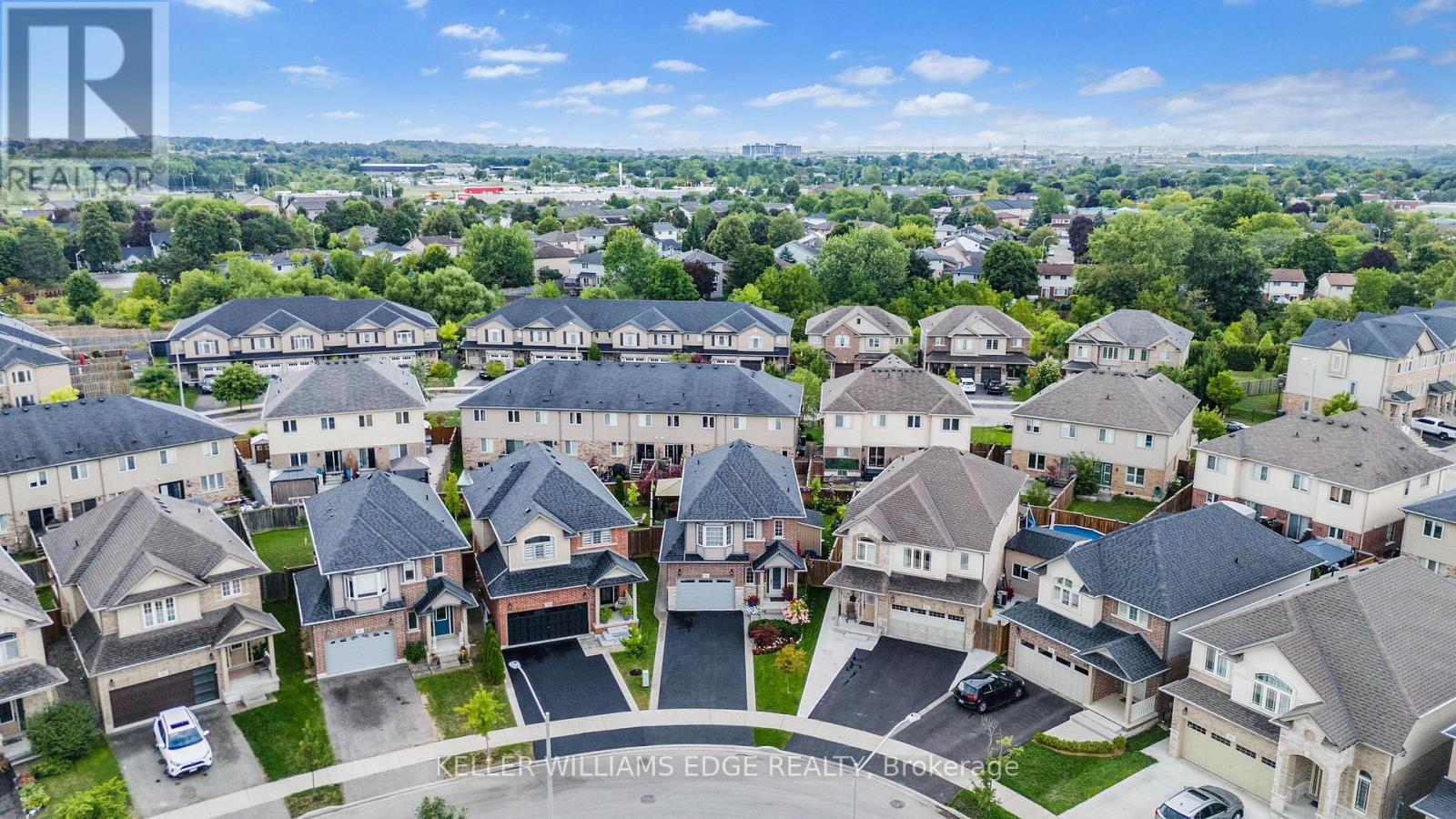 209 Echovalley Drive, Hamilton, ON - Outdoor With View