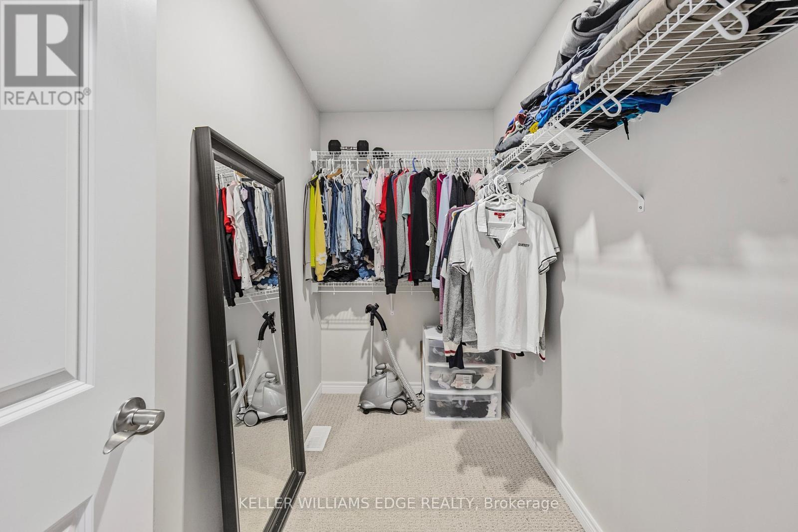 209 Echovalley Drive, Hamilton, ON - Indoor With Storage