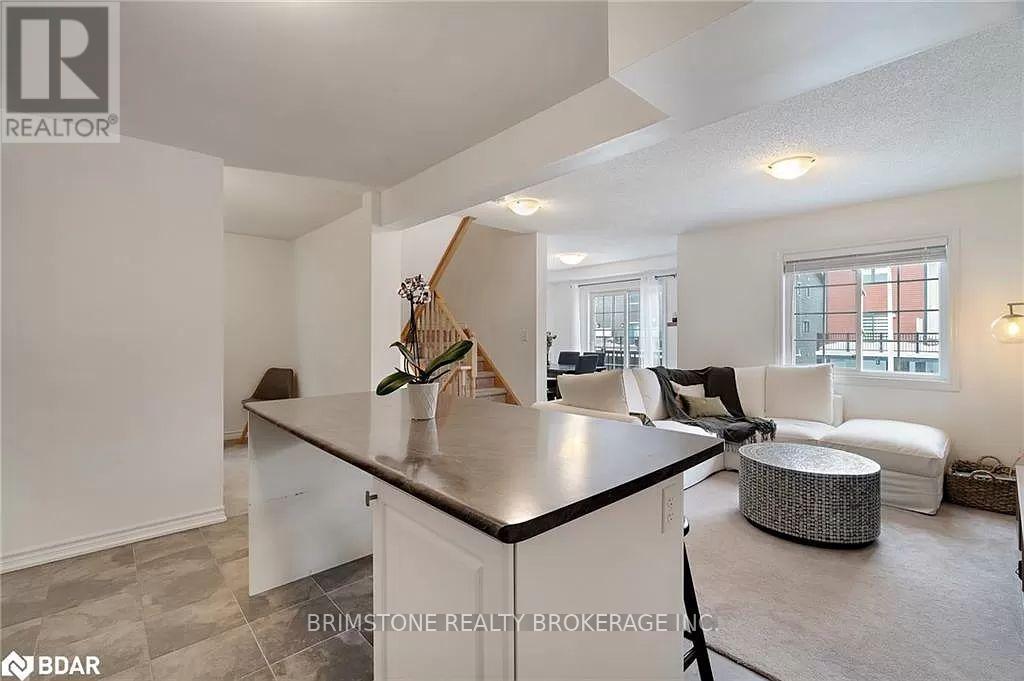 46 Andean Lane, Barrie, ON - Indoor