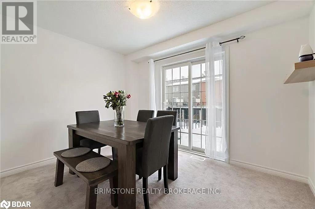 46 Andean Lane, Barrie, ON - Indoor Photo Showing Dining Room