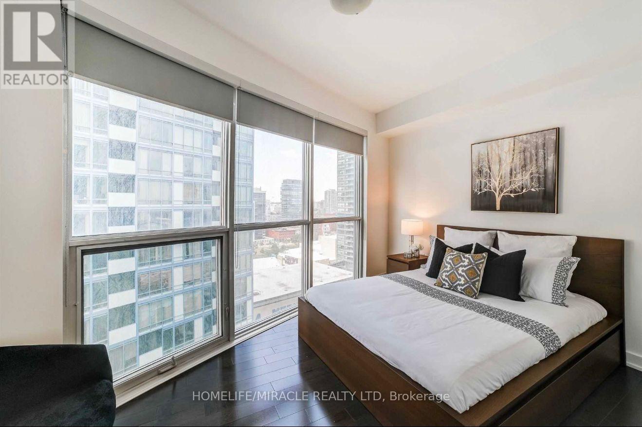 1604 - 1 The Esplanade, Toronto, ON - Indoor Photo Showing Bedroom