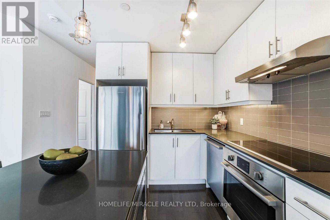 1604 - 1 The Esplanade, Toronto, ON - Indoor Photo Showing Kitchen With Stainless Steel Kitchen With Upgraded Kitchen