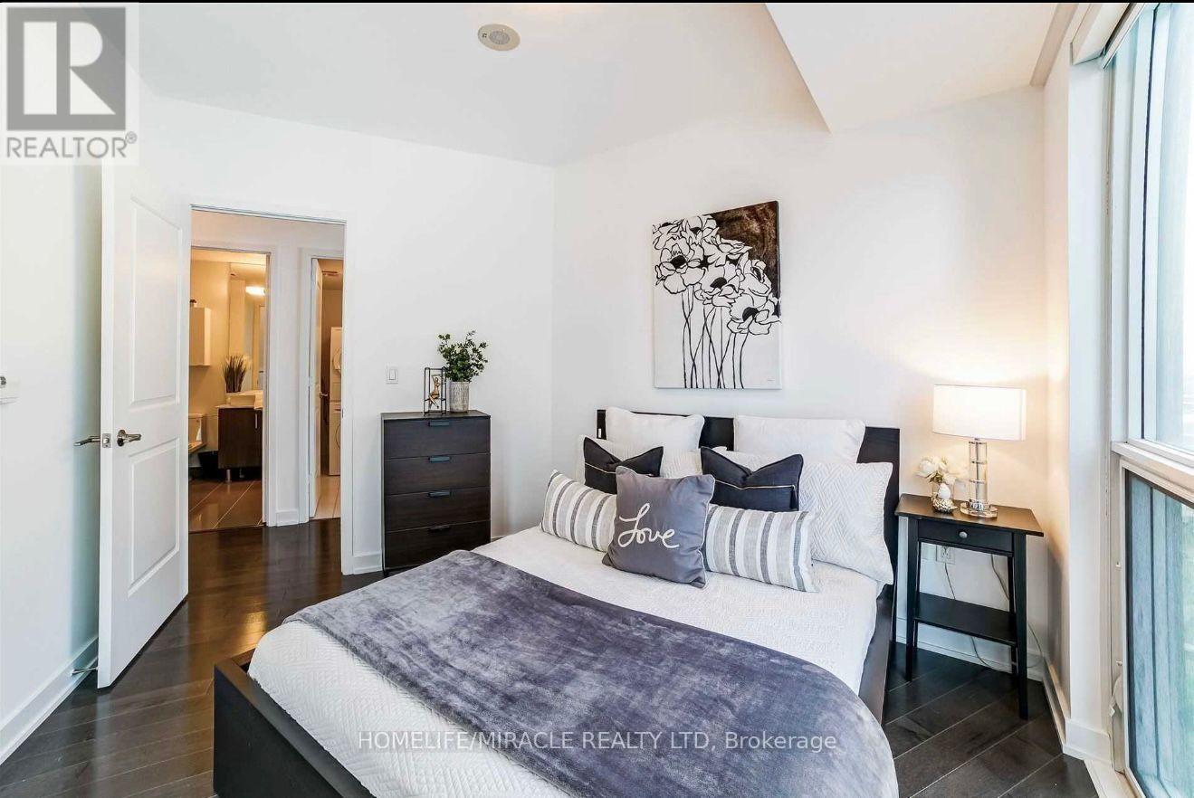 1604 - 1 The Esplanade, Toronto, ON - Indoor Photo Showing Bedroom