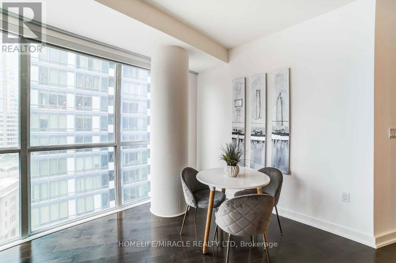 1604 - 1 The Esplanade, Toronto, ON - Indoor Photo Showing Dining Room