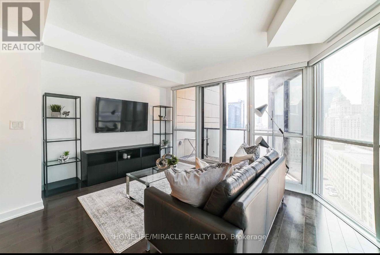 1604 - 1 The Esplanade, Toronto, ON - Indoor