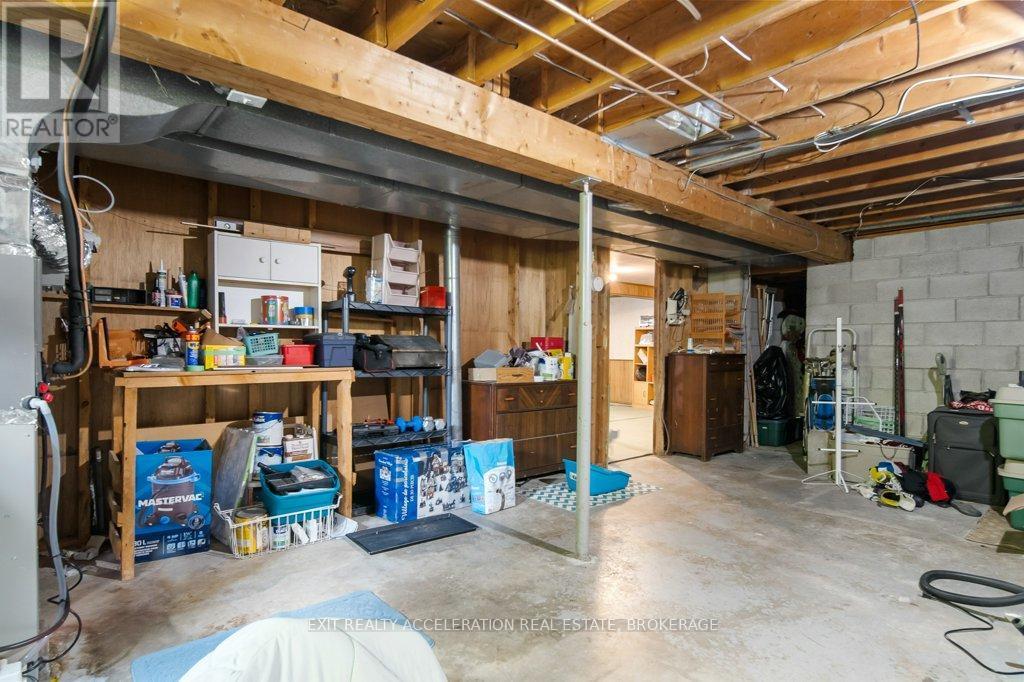 286 Barrett Boulevard, Greater Napanee (Greater Napanee), ON - Indoor Photo Showing Basement