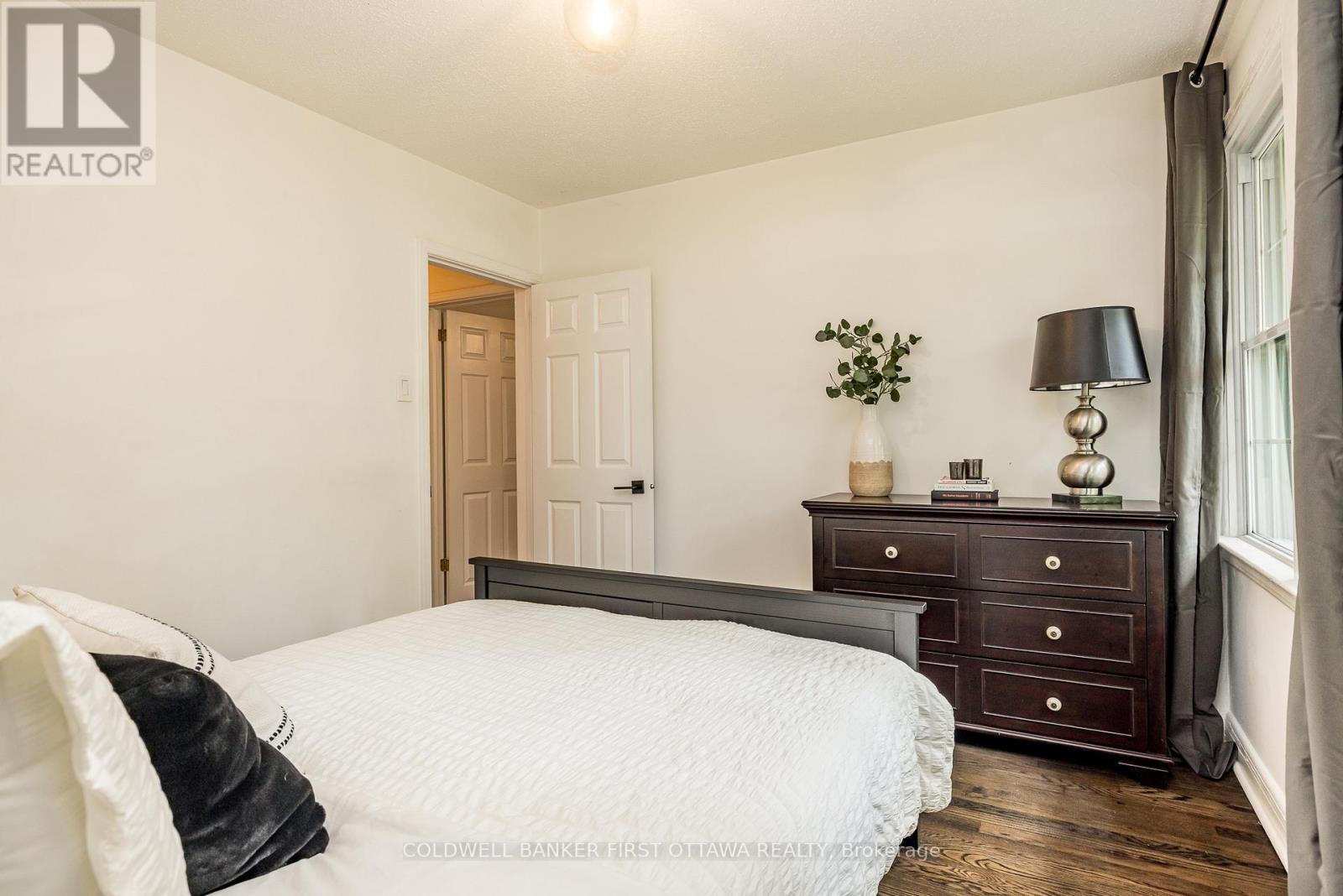 1 Porter Street, Ottawa, ON - Indoor Photo Showing Bedroom