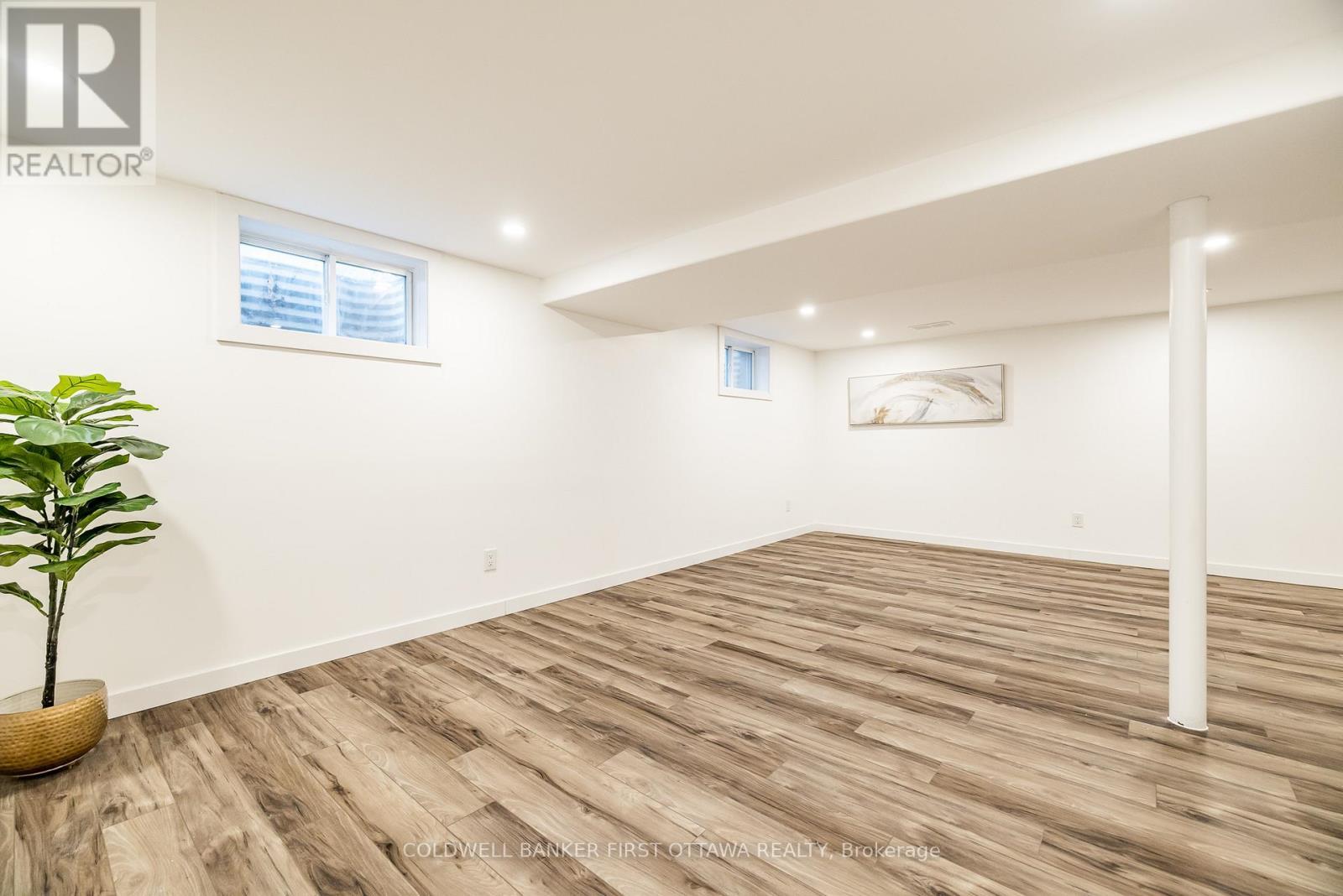 1 Porter Street, Ottawa, ON - Indoor