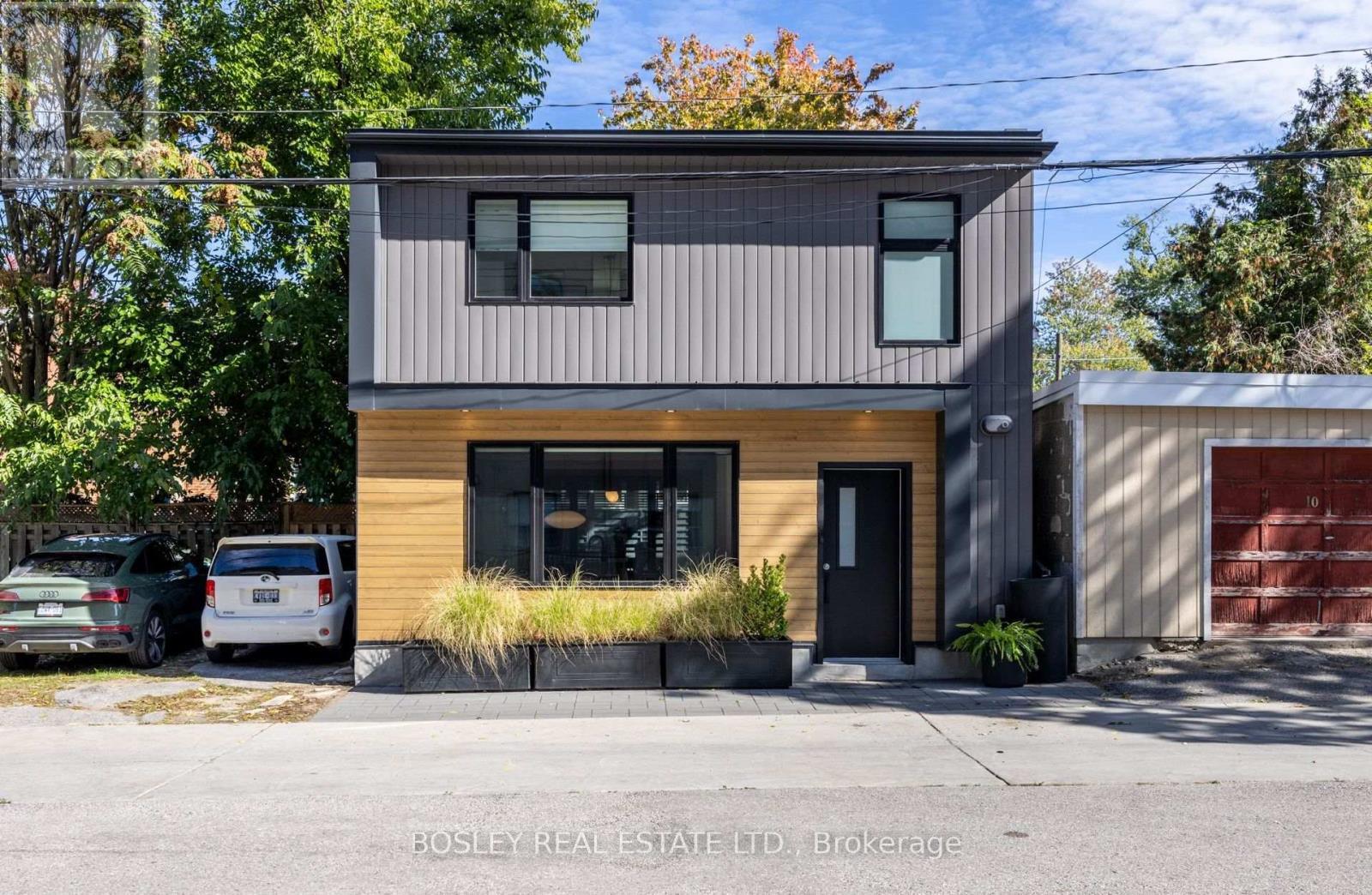 Unit 2 - 12- R Coleridge Avenue, Toronto, ON - Outdoor