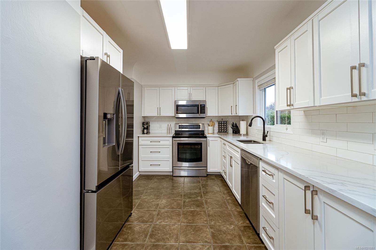 1743 Townley St, Saanich, BC