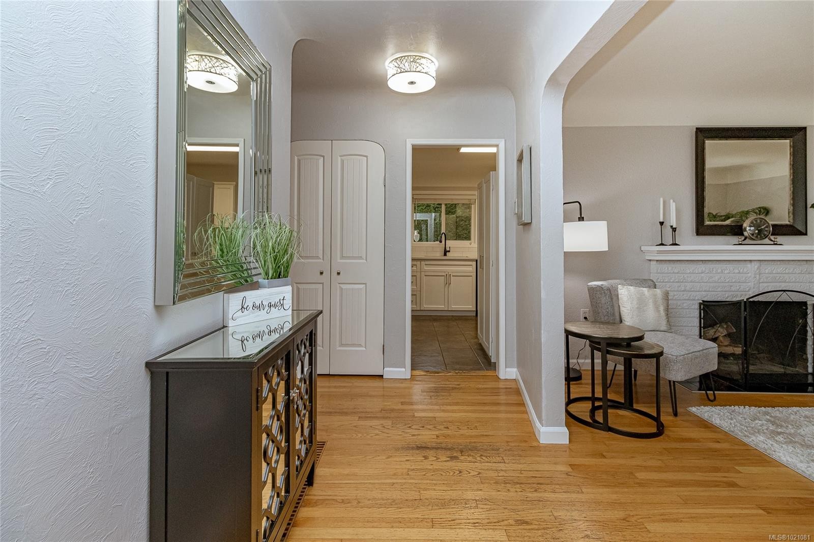 1743 Townley St, Saanich, BC