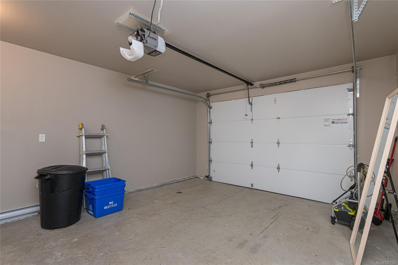 3307 Merlin Rd, Langford, BC