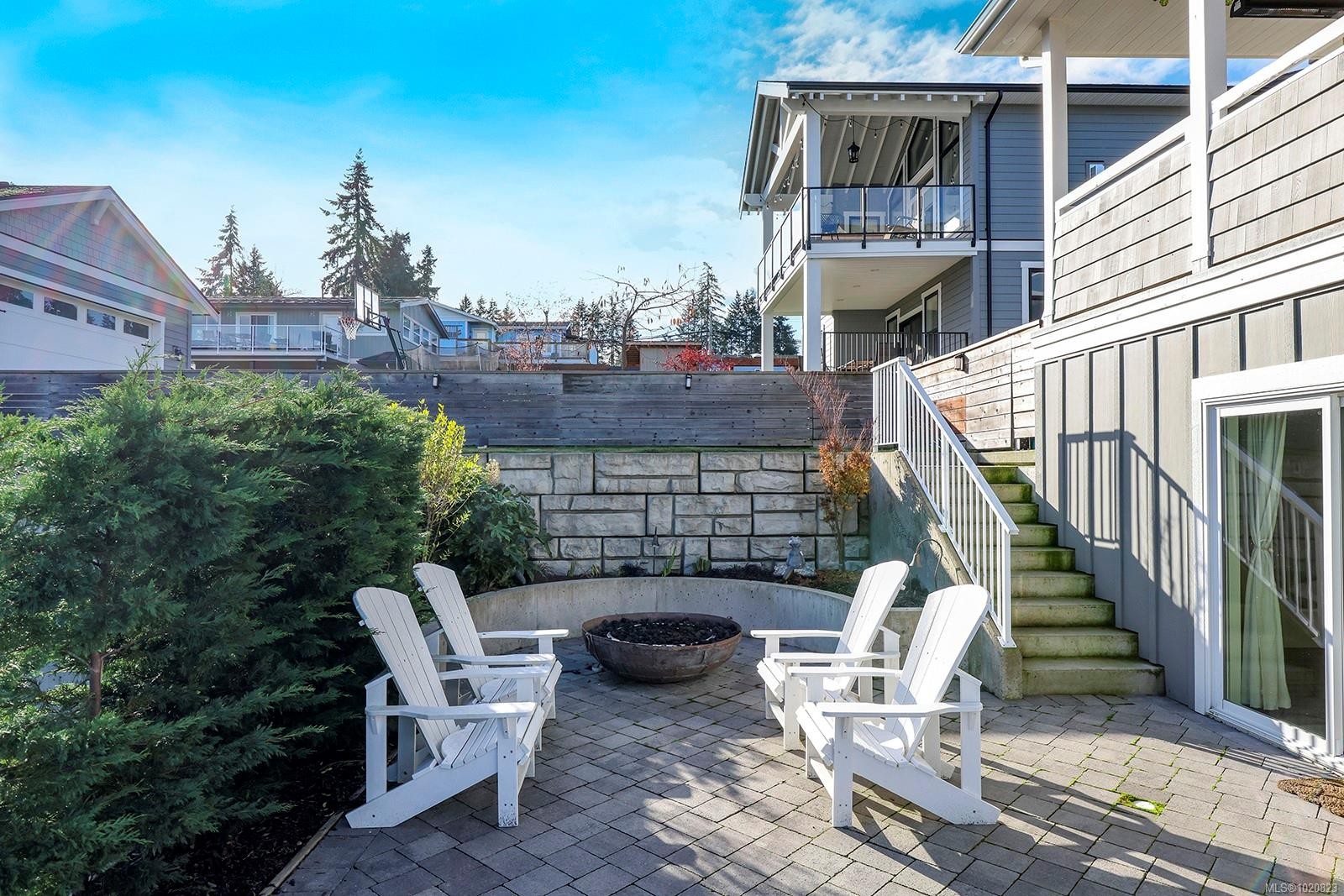 3839/3841 Ross Ave, Royston, BC