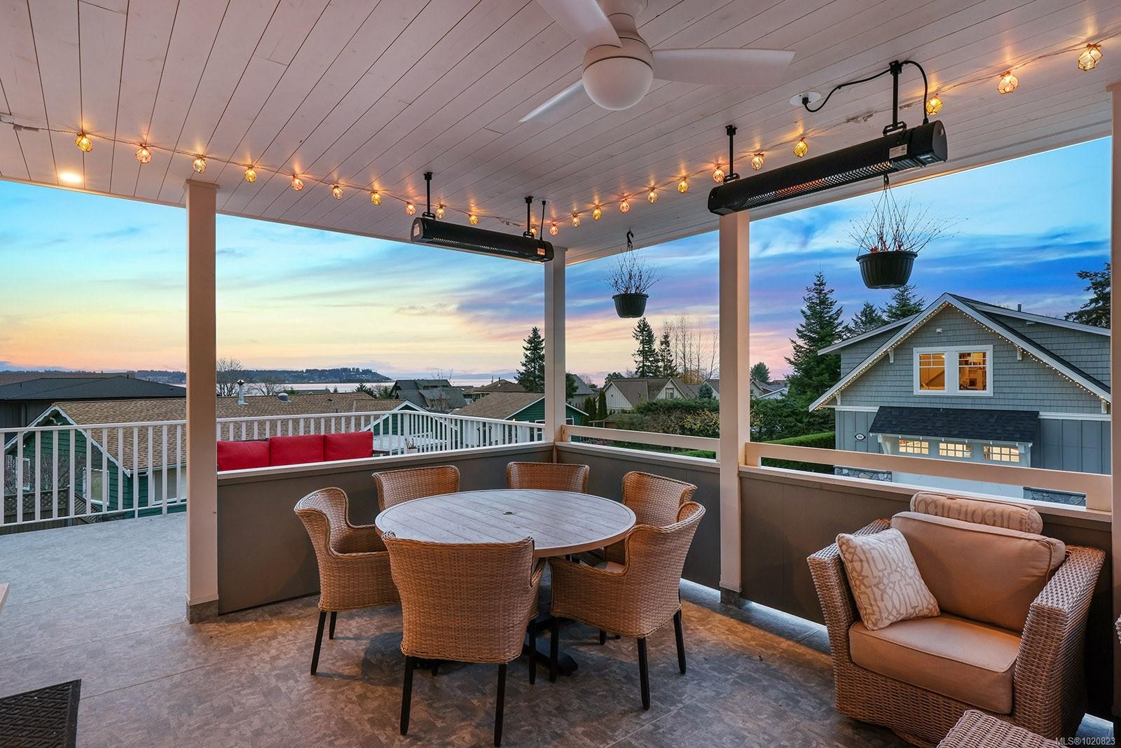 3839/3841 Ross Ave, Royston, BC