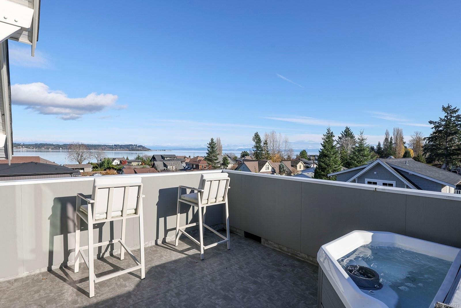 3839/3841 Ross Ave, Royston, BC