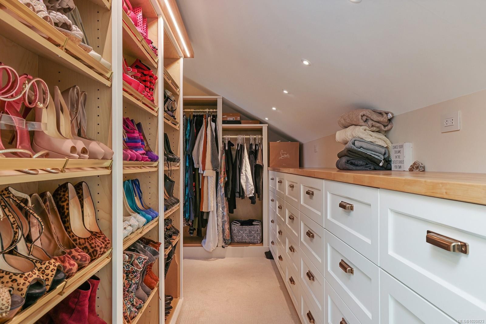 3839/3841 Ross Ave, Royston, BC