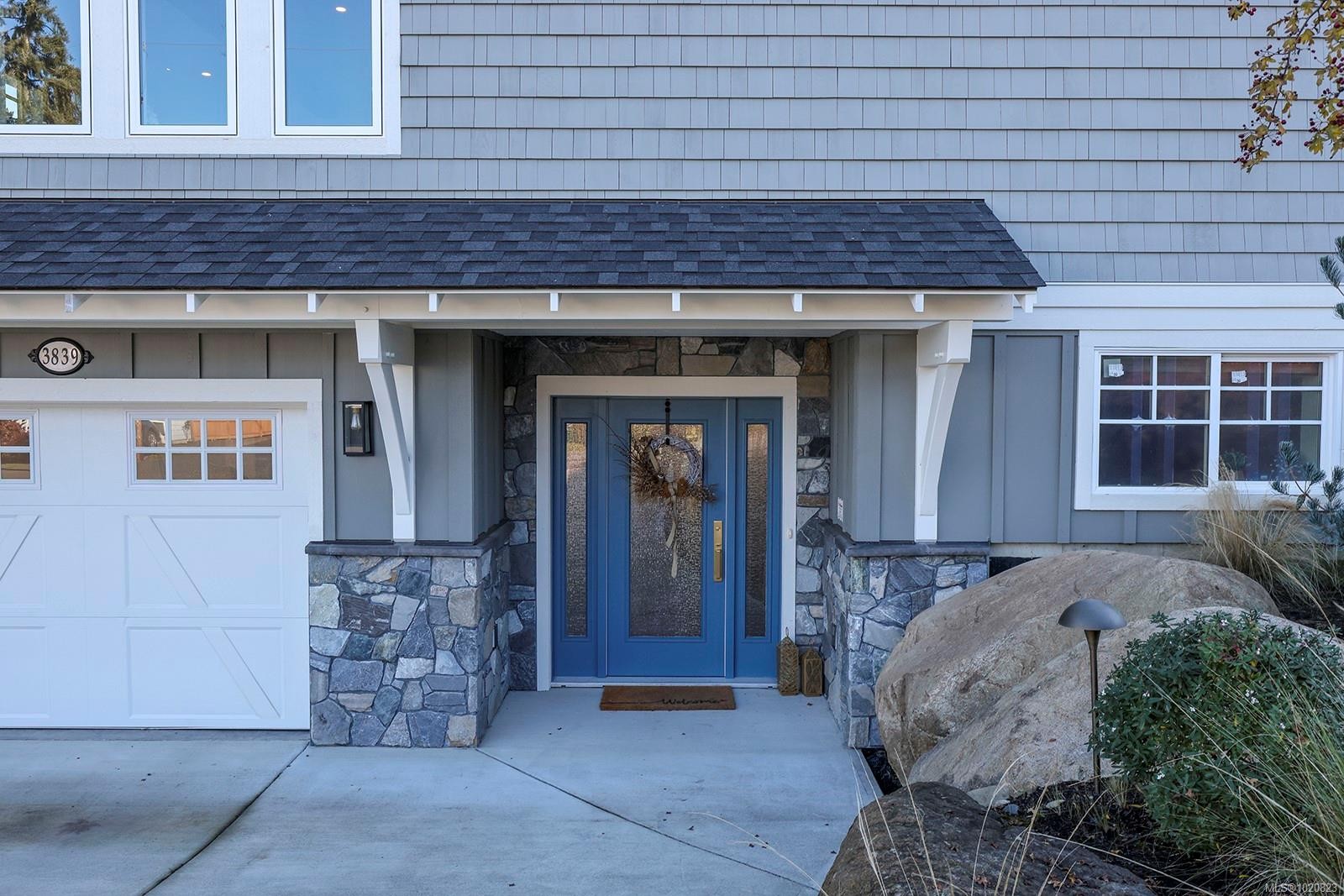 3839/3841 Ross Ave, Royston, BC