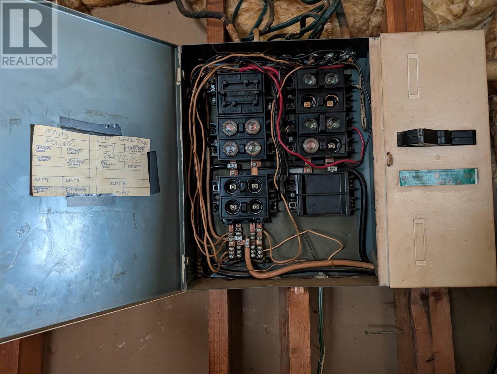 406 Elgin St, White River, ON - Indoor Photo Showing Other Room