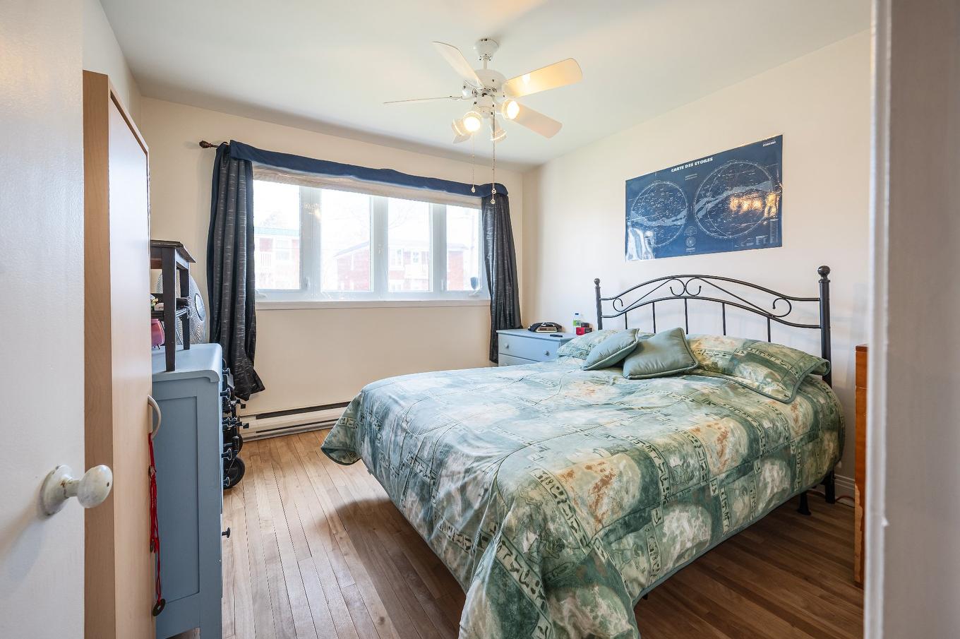 Chambre à coucher principale - 6 Rue St-Pierre, Saint-Jean-Sur-Richelieu, QC - Indoor Photo Showing Bedroom