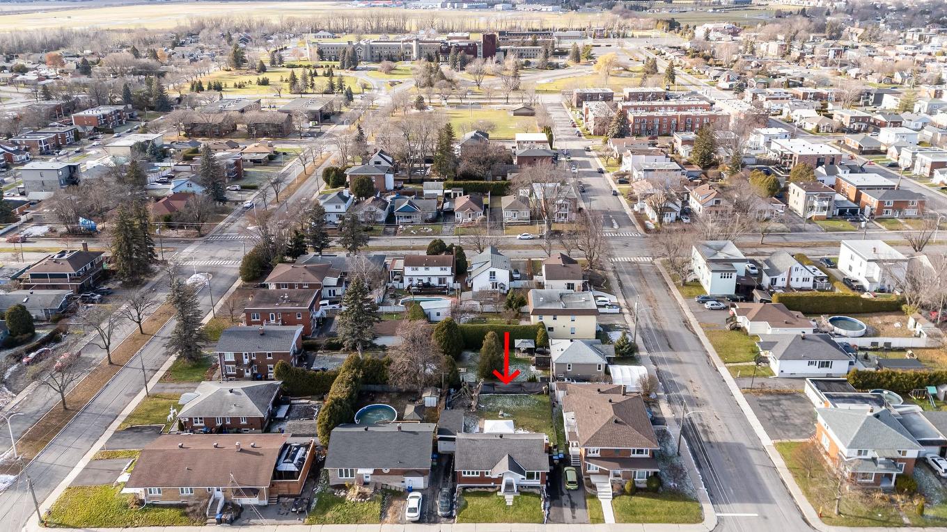 À proximité - 6 Rue St-Pierre, Saint-Jean-Sur-Richelieu, QC - Outdoor With View