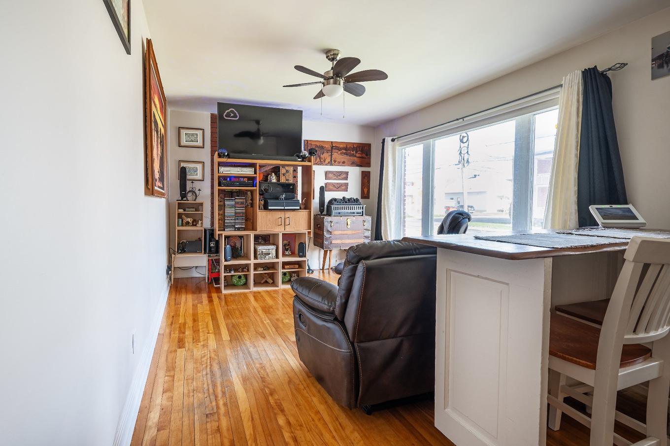 Vue d'ensemble - 6 Rue St-Pierre, Saint-Jean-Sur-Richelieu, QC - Indoor