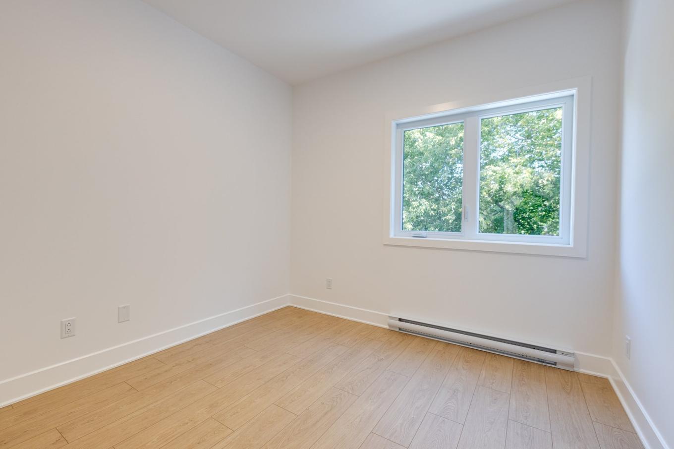 Chambre à coucher - 11385 Av. L'Archevêque, Montréal (Montréal-Nord), QC - Indoor Photo Showing Other Room