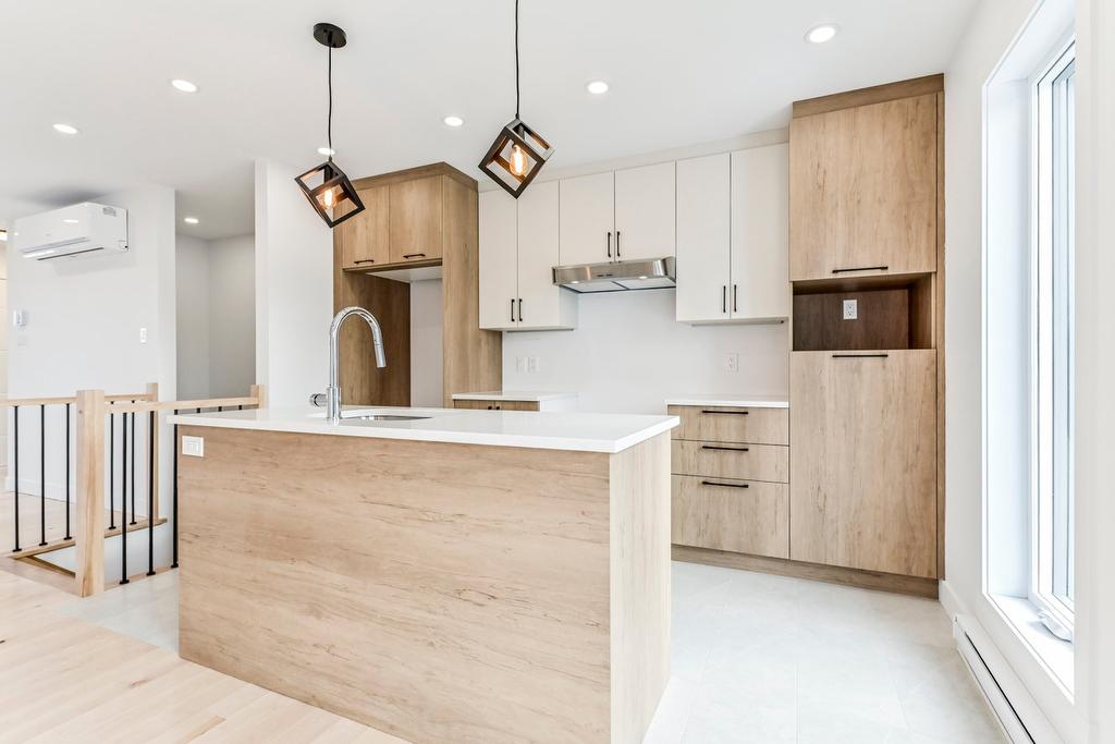 Kitchen - 27 Rue De Bleury, Saint-Jean-Sur-Richelieu, QC - Indoor Photo Showing Kitchen