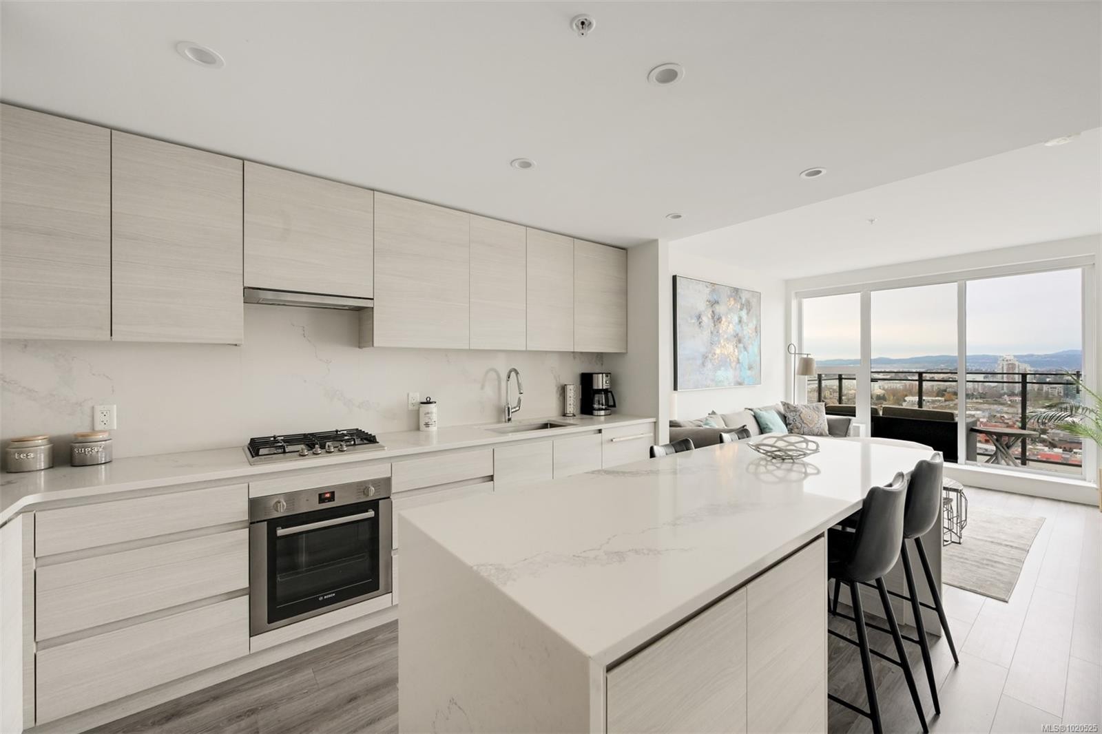 2002-777 Herald St, Victoria, BC - Indoor Photo Showing Kitchen With Upgraded Kitchen