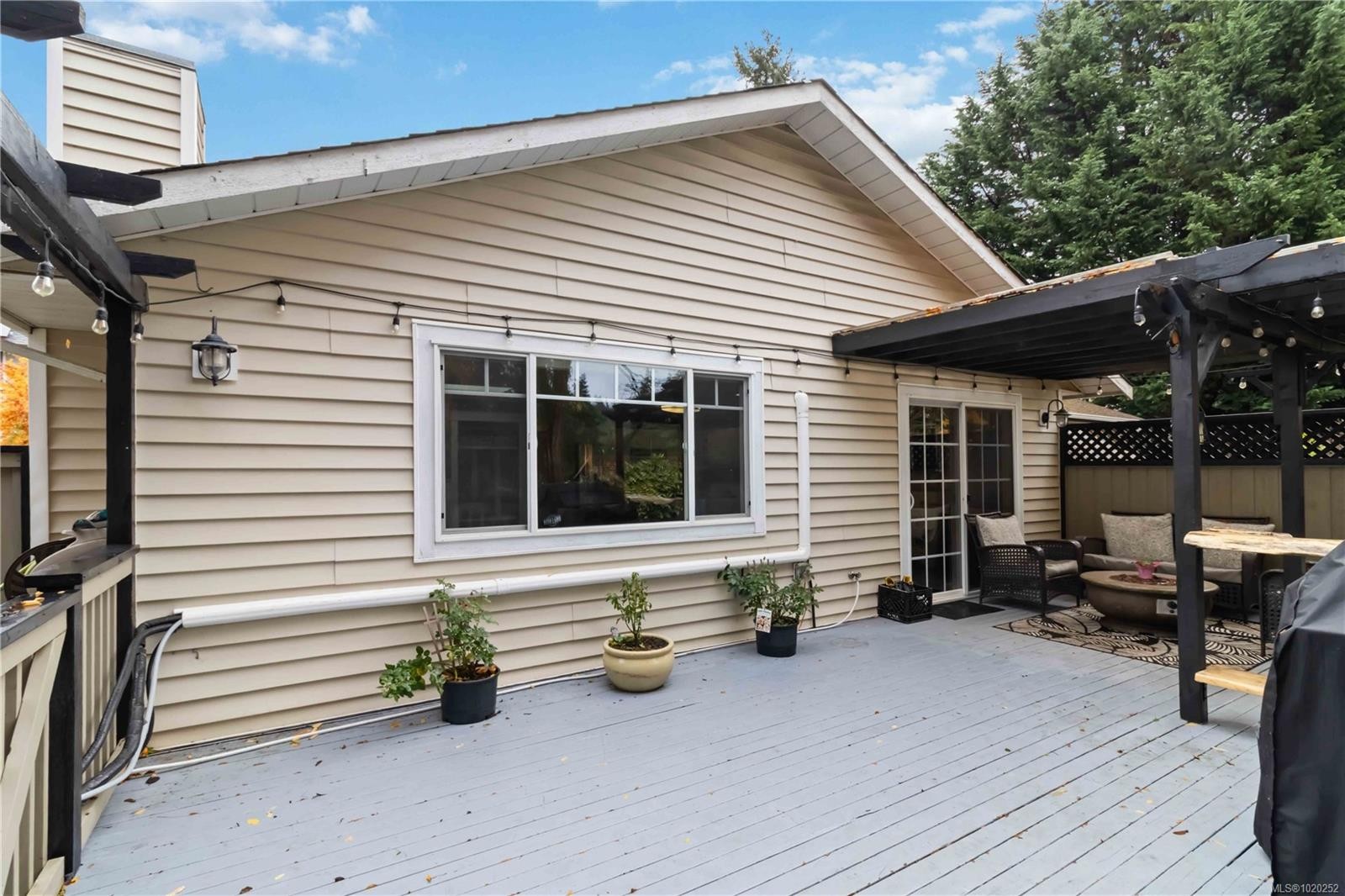 3104 Glen Lake Rd, Langford, BC - Outdoor With Deck Patio Veranda With Exterior