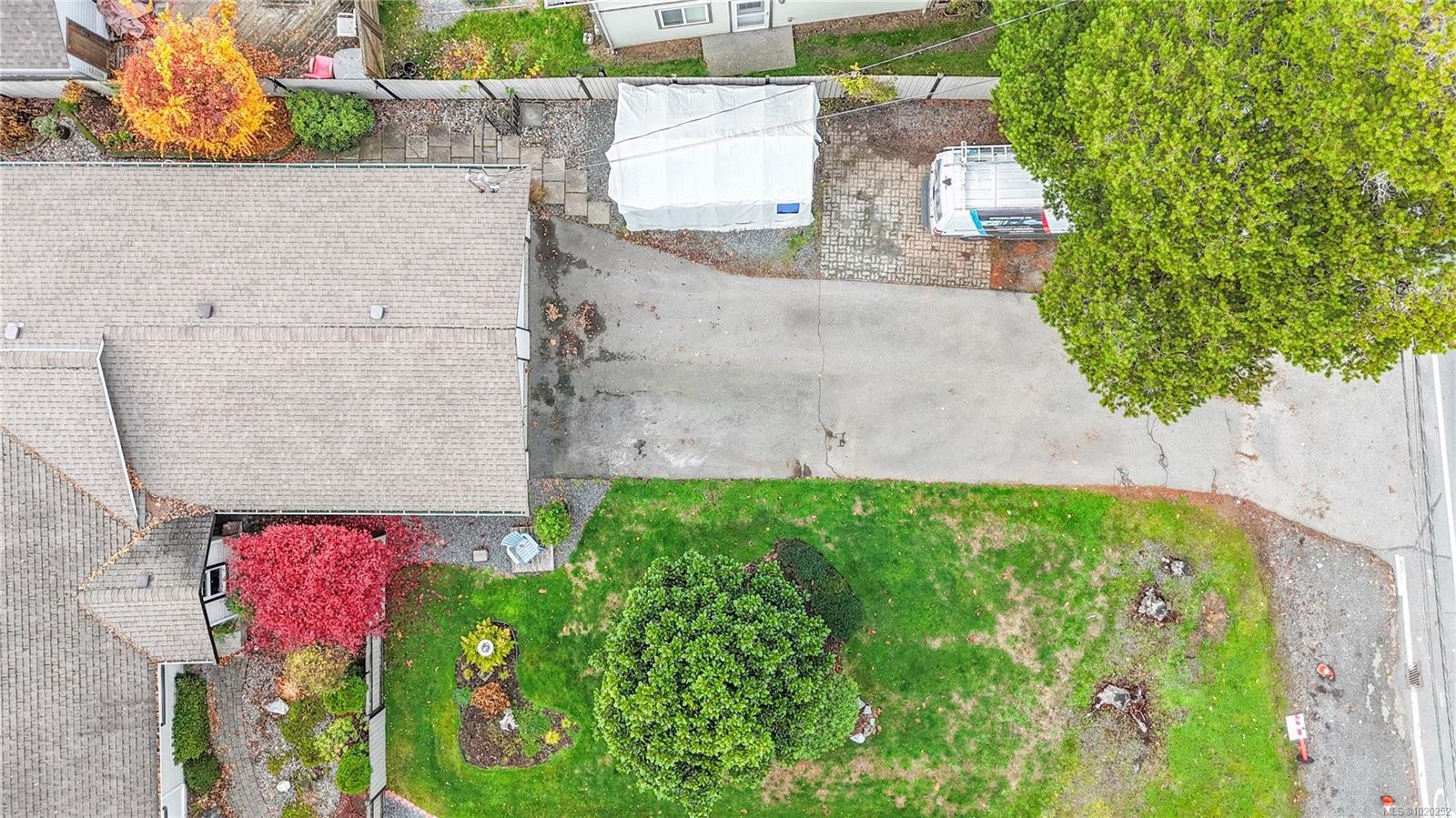 3104 Glen Lake Rd, Langford, BC - Outdoor