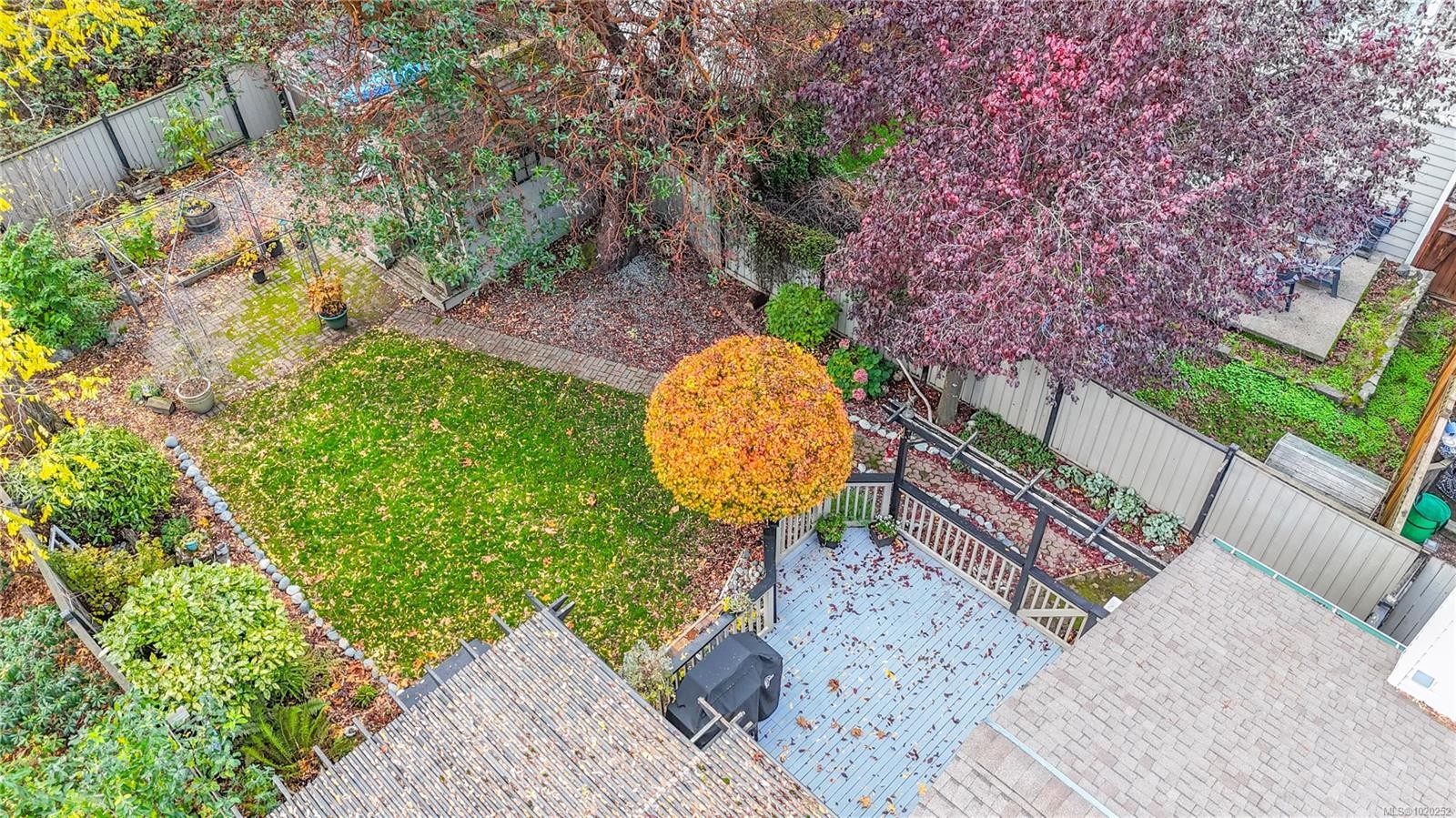 3104 Glen Lake Rd, Langford, BC - Outdoor