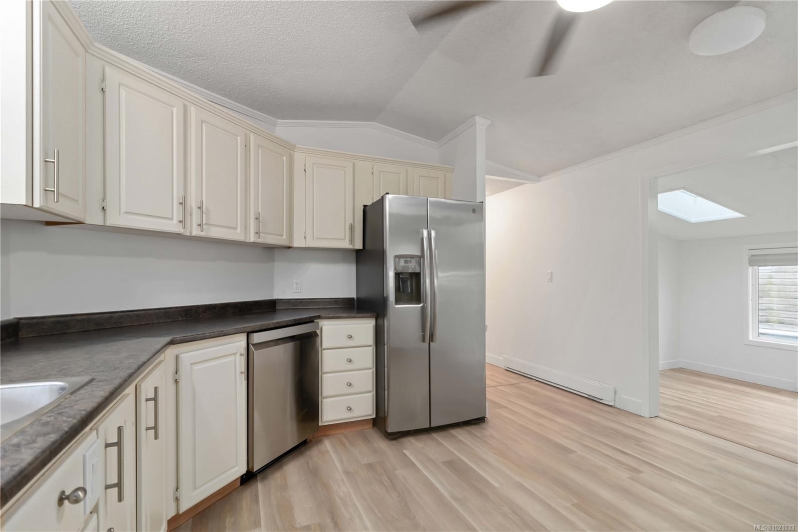 31-7583 Central Saanich Rd, Central Saanich, BC