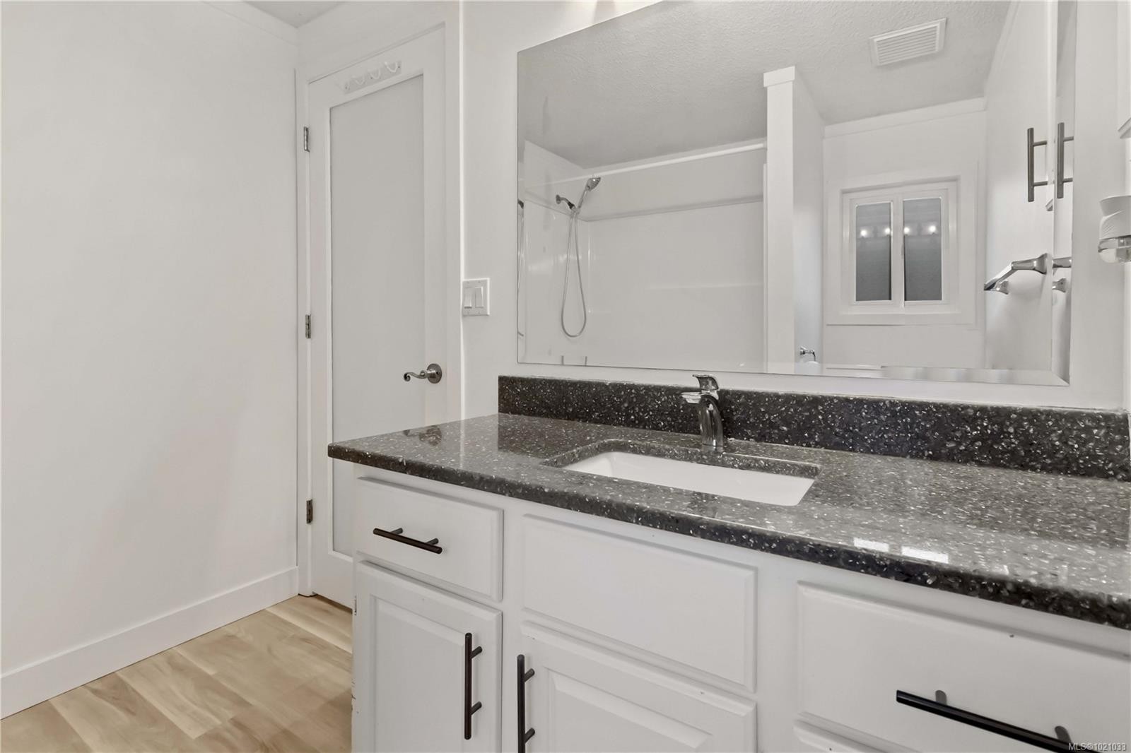 31-7583 Central Saanich Rd, Central Saanich, BC