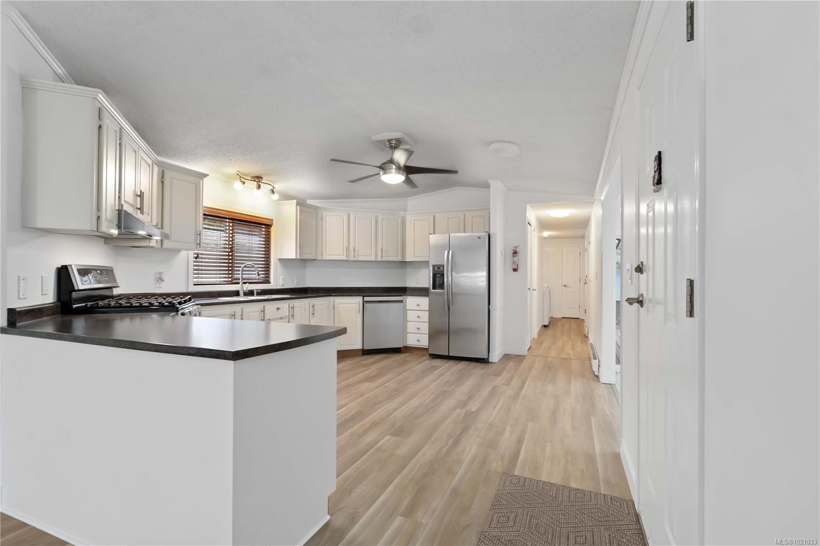 31-7583 Central Saanich Rd, Central Saanich, BC