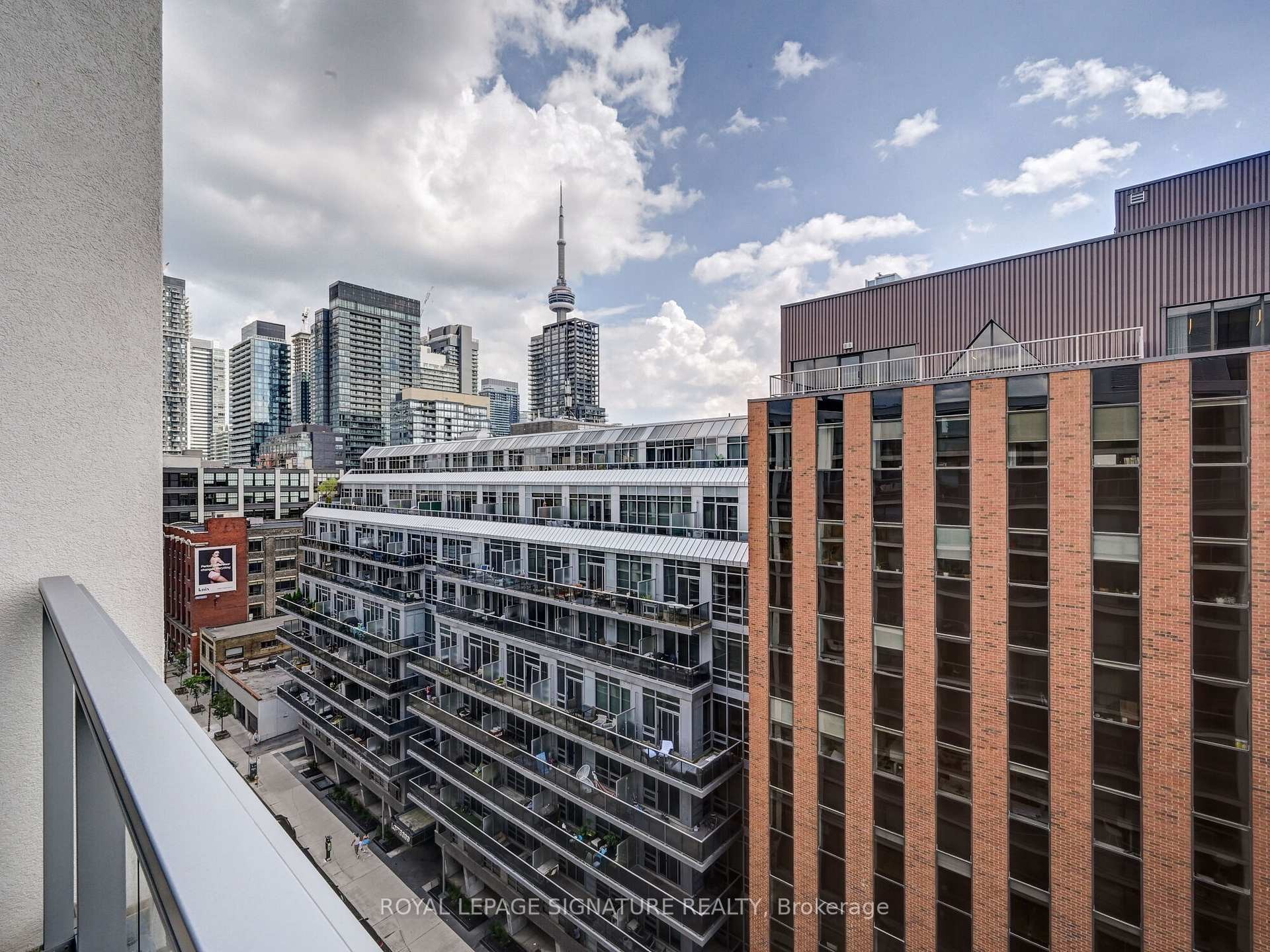Ph18-39 Brant Street, Toronto, ON -