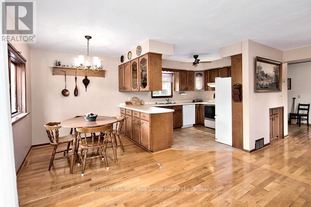 448 Nelson Street W, Meaford, ON - Indoor