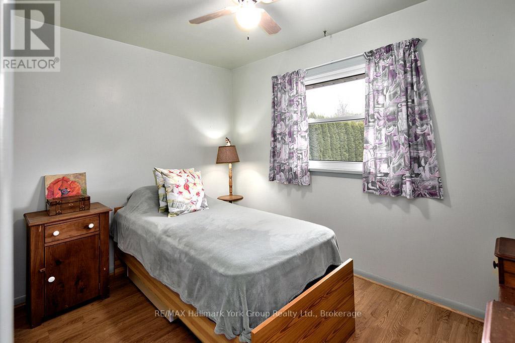 448 Nelson Street W, Meaford, ON - Indoor Photo Showing Bedroom