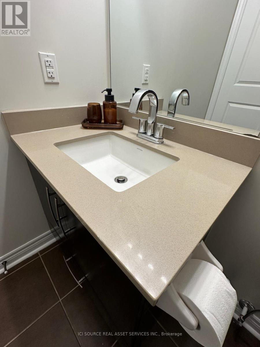 112 - 7325 Markham Road, Markham, ON - Indoor Photo Showing Bathroom