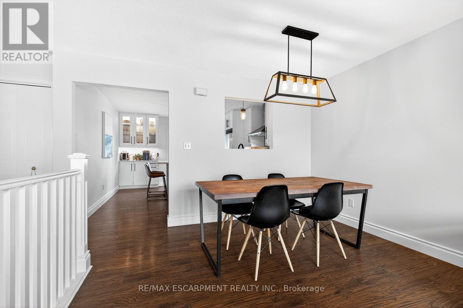 7 Anderson Crescent, West Lincoln, ON - Indoor Photo Showing Dining Room