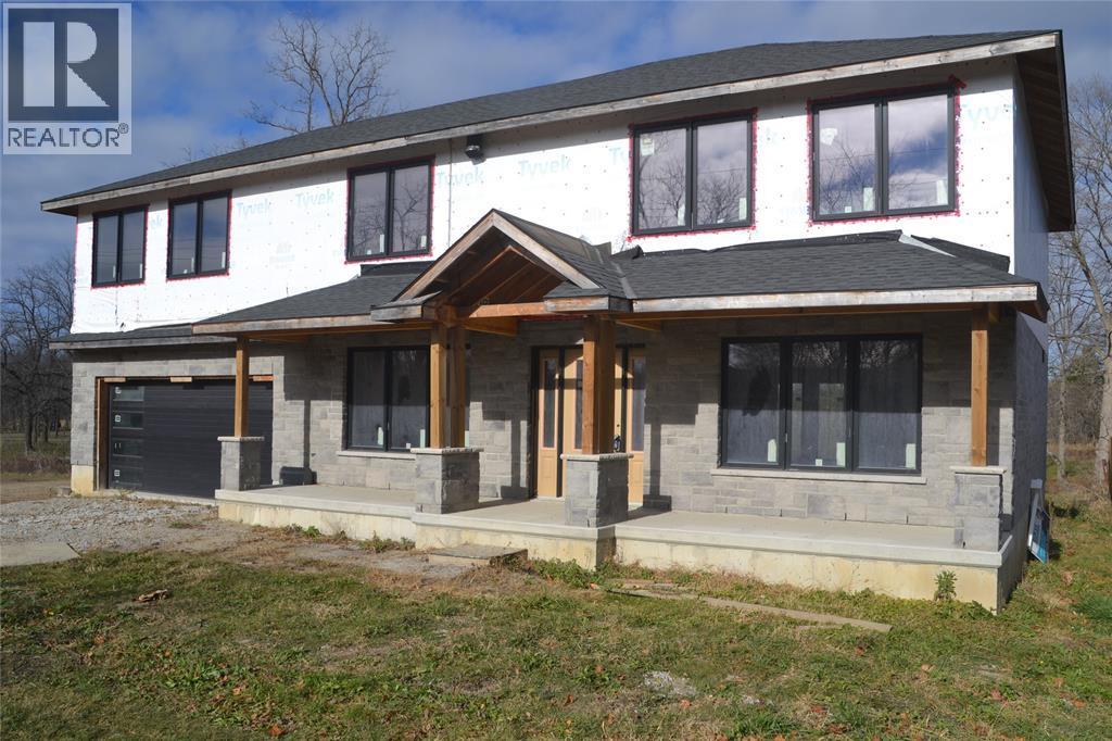 4310 Petrolia Line, Petrolia, ON - Outdoor