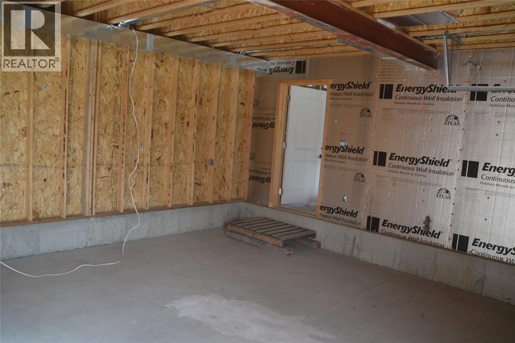 4310 Petrolia Line, Petrolia, ON - Indoor Photo Showing Basement
