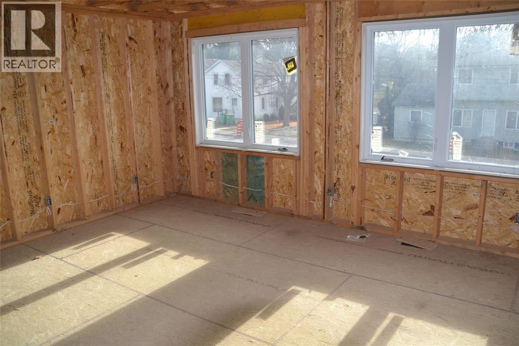 4310 Petrolia Line, Petrolia, ON - Indoor Photo Showing Other Room