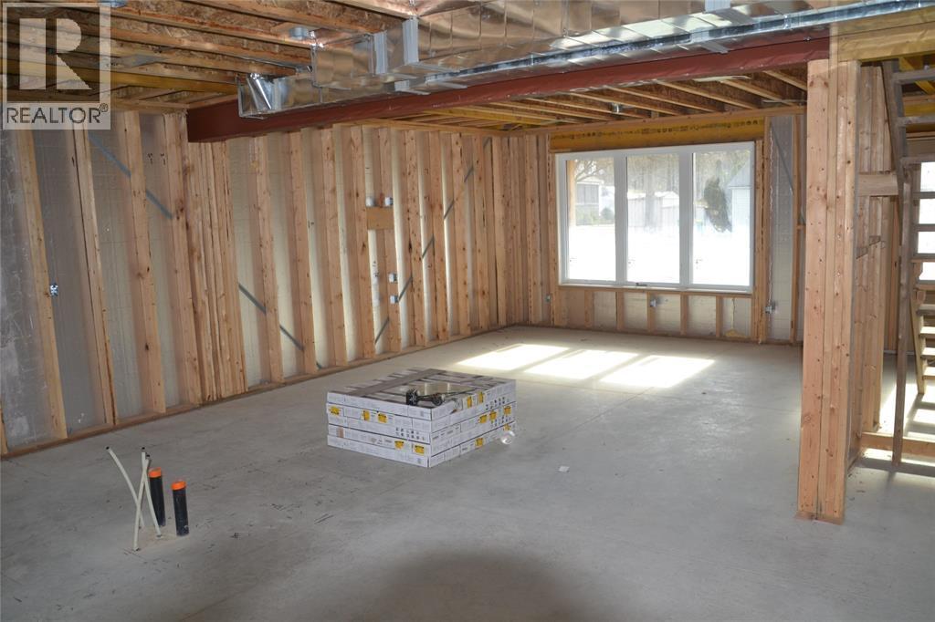 4310 Petrolia Line, Petrolia, ON - Indoor Photo Showing Basement