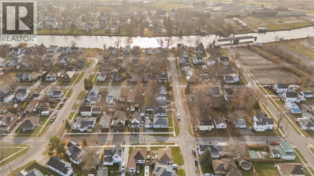 120 Hiram Street, Wallaceburg, ON - Outdoor With View